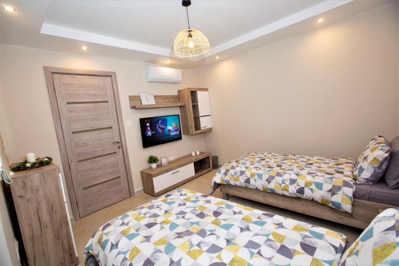 Honeycomb Designer Apartment St. Paul's Bay Exteriör bild