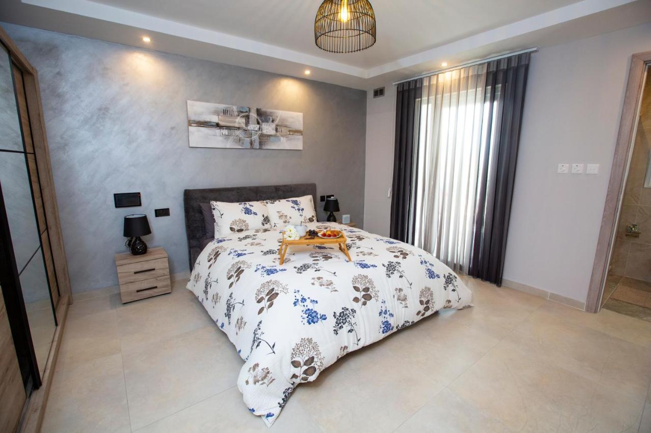 Honeycomb Designer Apartment St. Paul's Bay Exteriör bild