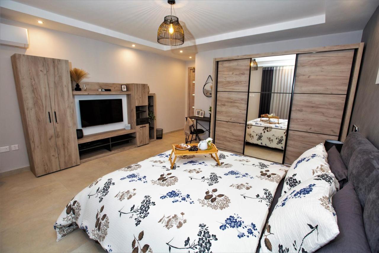 Honeycomb Designer Apartment St. Paul's Bay Exteriör bild